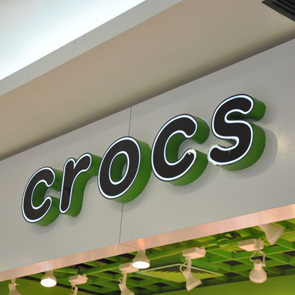 crocs sign